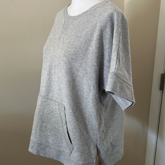 VINCE CAMUTO Short Sleeve Sweatshirt - Picture 6 of 8